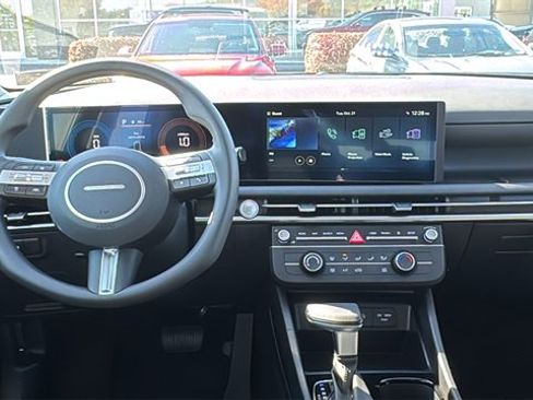 New 2026 Hyundai Tucson SE image 10