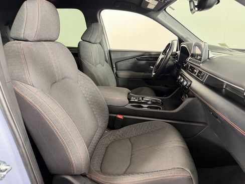 Used 2023 Honda Pilot Sport image 32