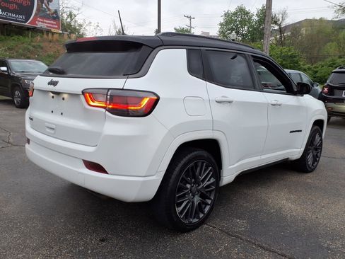 Certified 2022 Jeep Compass High Altitude AWD/4WD image 4
