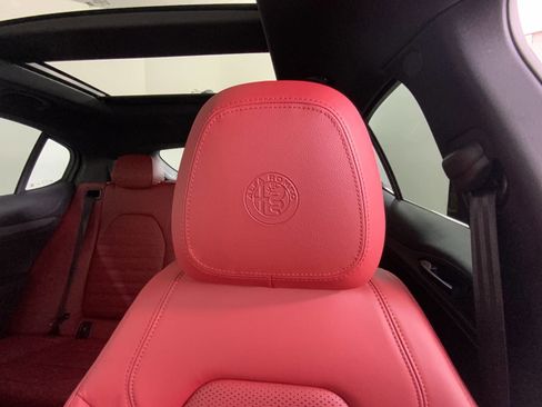 New 2025 Alfa Romeo Stelvio Sprint image 23