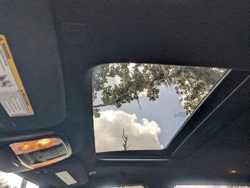 Used 2020 Jeep Grand Cherokee Limited w/ Trailer Tow Group IV image 25