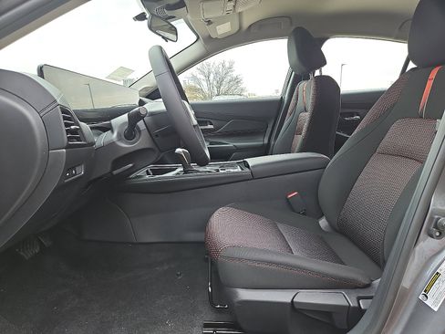 New 2026 Nissan Sentra SR image 11