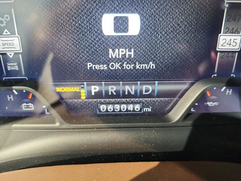 Used 2022 RAM 1500 Limited image 25