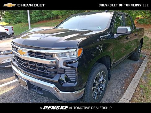 Used 2023 Chevrolet Silverado 1500 LT AWD/4WD image 1