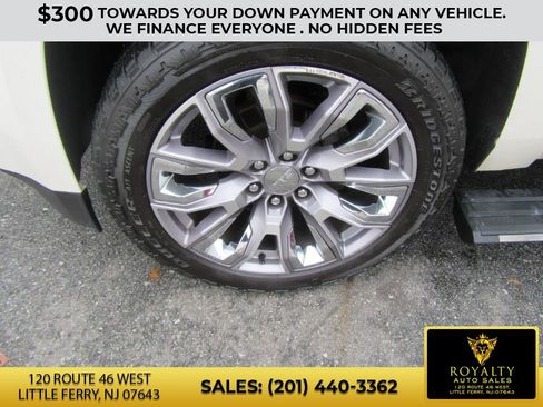Used 2015 GMC Yukon XL Denali w/ Premium Package image 26