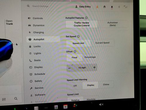 Used 2023 Tesla Model Y Long Range image 19