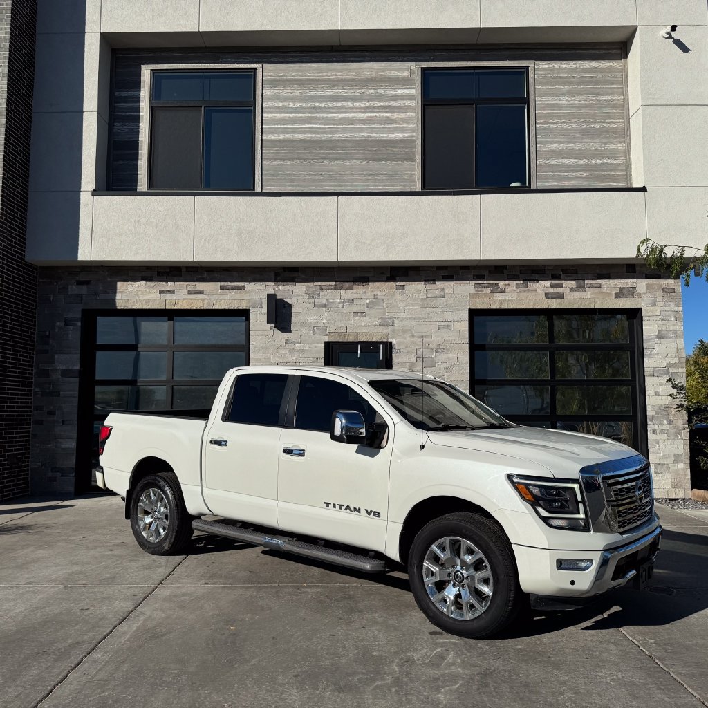 Used 2020 Nissan Titan SL w/ Moonroof Package AWD/4WD image 1