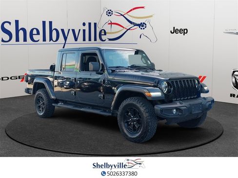 Used 2021 Jeep Gladiator Willys image 3