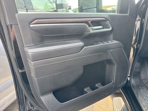 Used 2025 Chevrolet Silverado 2500 LT w/ Safety Package AWD/4WD image 19