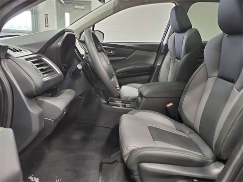 Used 2025 Subaru Ascent Onyx Edition image 11