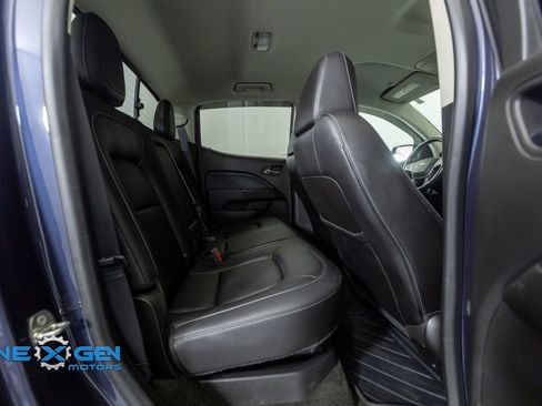 Used 2018 Chevrolet Colorado Z71 w/ Centennial Edition AWD/4WD image 37