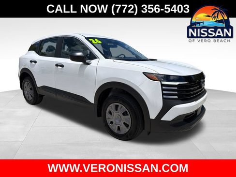 Used 2026 Nissan Kicks S FWD image 1