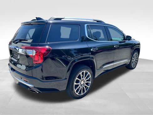 Used 2021 GMC Acadia Denali w/ Denali Technology Package image 5