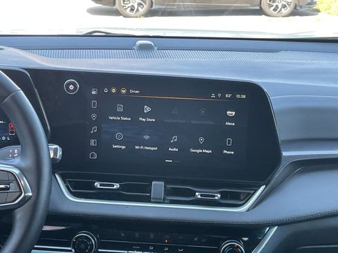 Used 2025 Chevrolet Equinox LT image 20