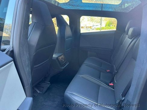 Used 2024 Tesla Cybertruck AWD Crew Cab image 17