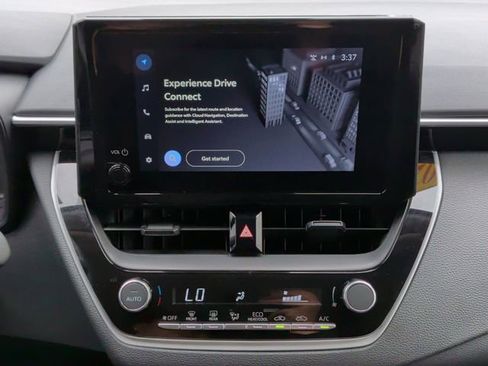 Used 2025 Toyota Corolla LE FWD image 22