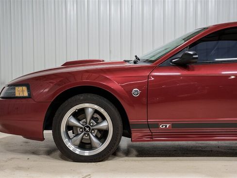 Used 2004 Ford Mustang GT Premium RWD image 3