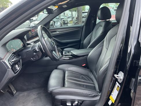 Used 2021 BMW 530i w/ M Sport Package RWD image 18