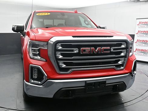 Used 2021 GMC Sierra 1500 SLT w/ SLT Convenience Package image 3