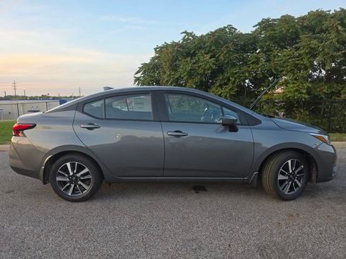 New 2025 Nissan Versa SV w/ Trunk Package image 18