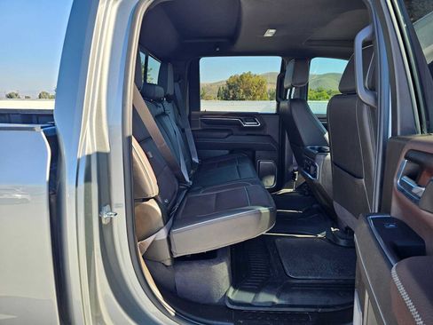 Used 2024 GMC Sierra 3500 Denali w/ Denali Reserve Package AWD/4WD image 12
