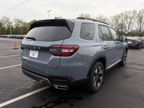 Used 2026 Honda Pilot Elite image 5
