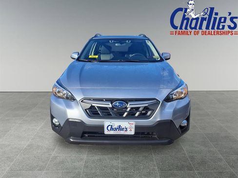 Used 2023 Subaru Crosstrek 2.0i Premium image 2