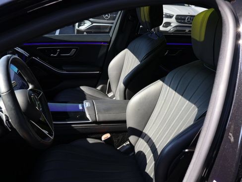 Used 2022 Mercedes-Benz S 500 4MATIC image 18