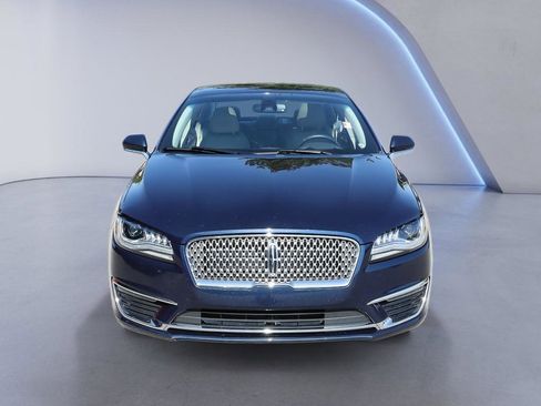 Used 2017 Lincoln MKZ Reserve w/ Climate Package FWD image 10