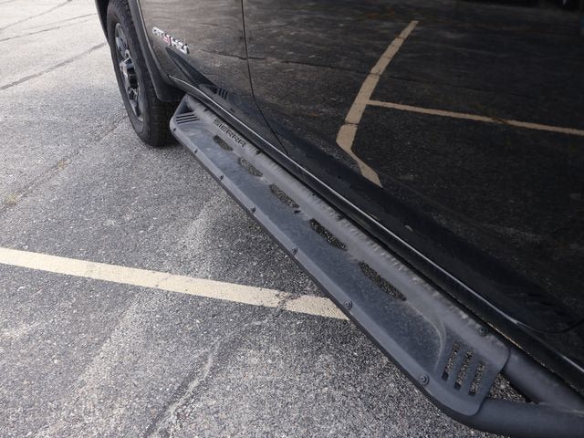 New 2026 GMC Sierra 2500 AT4 w/ AT4 Premium Plus Package AWD/4WD image 9
