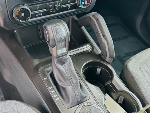 Used 2023 Ford Bronco Big Bend image 15