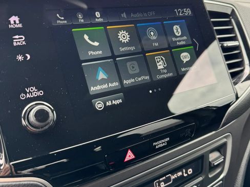 Used 2022 Honda Pilot Sport image 32