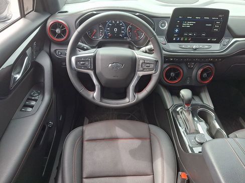 Used 2023 Chevrolet Blazer RS w/ Enhanced Convenience Package image 11