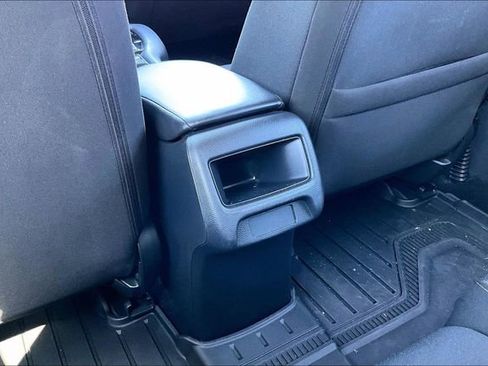 Certified 2025 Honda HR-V LX image 32