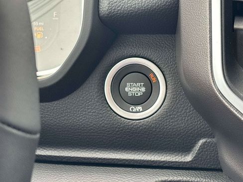 New 2026 RAM 1500 Big Horn AWD/4WD image 13