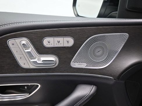 Used 2020 Mercedes-Benz GLE 350 4MATIC image 10