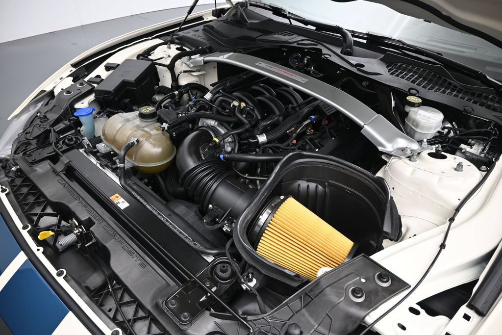 Certified 2020 Ford Mustang Shelby GT350 w/ Technology Package RWD image 21