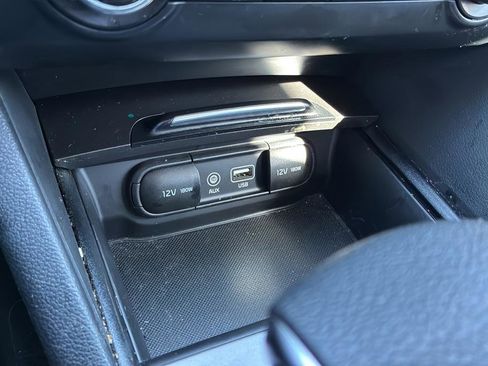 Used 2019 Kia Optima S image 26