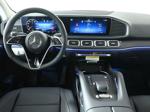 New 2026 Mercedes-Benz GLS 450 4MATIC image 16