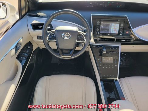 Certified 2018 Toyota Mirai image 11