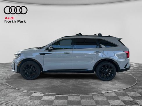Used 2022 Kia Sorento SX FWD image 2