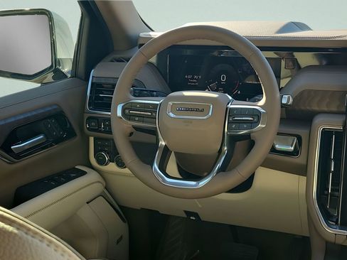 New 2026 GMC Yukon XL Denali image 25