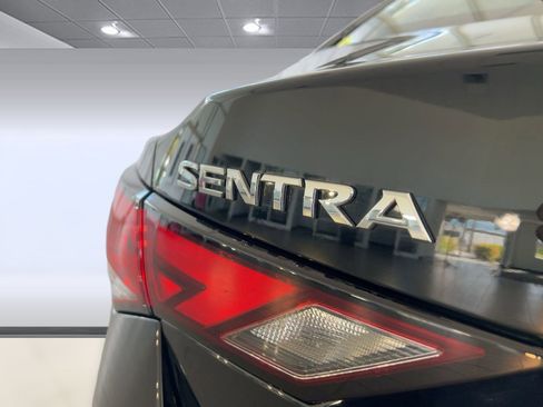 Used 2020 Nissan Sentra SV image 34