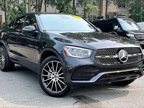 Certified 2022 Mercedes-Benz GLC 300 4MATIC Coupe image 1