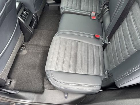 New 2026 Mitsubishi Outlander LE FWD image 26