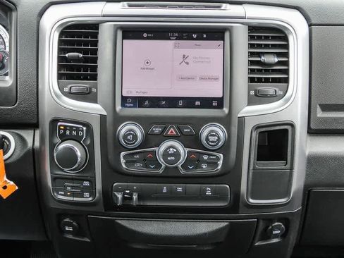 Used 2022 RAM 1500 Classic SLT w/ Electronics Group AWD/4WD image 14