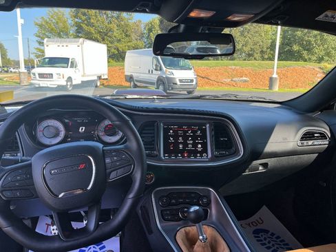 Used 2020 Dodge Challenger R/T Scat Pack w/ Shaker Package image 49