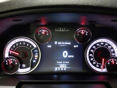 Used 2024 RAM 1500 Classic Warlock w/ Trailer Tow Group image 19