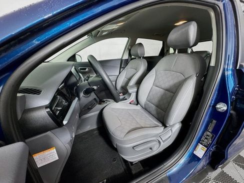 Certified 2021 Kia Niro LX image 19