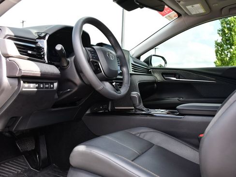 Used 2025 Toyota Camry XLE w/ Premium Plus Package FWD image 16